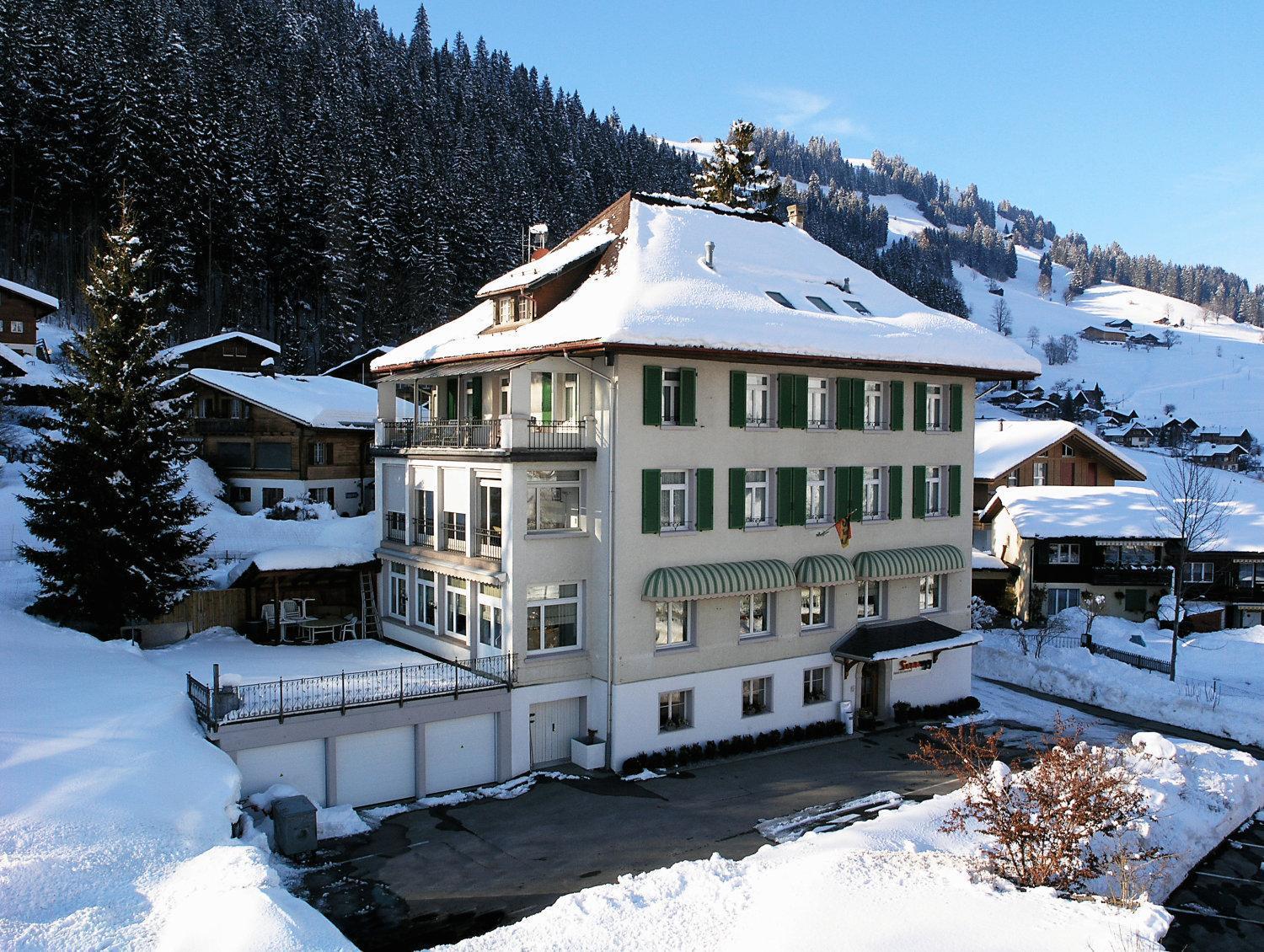 Sonnegg Hotel Zweisimmen Exterior photo